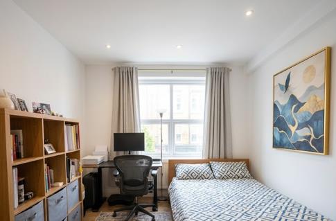 34-35 Grand Parade, Haringey